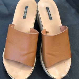 💥✨ 5 for $15 Forever 21 platform sandal size 7.5